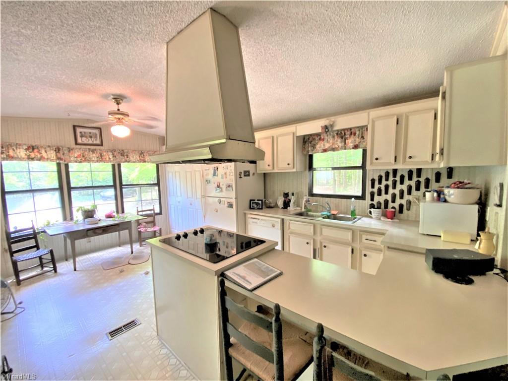 8534 Hudson James Road Summerfield, NC 27358 - Photo 27 of 42 Gallery Image 27