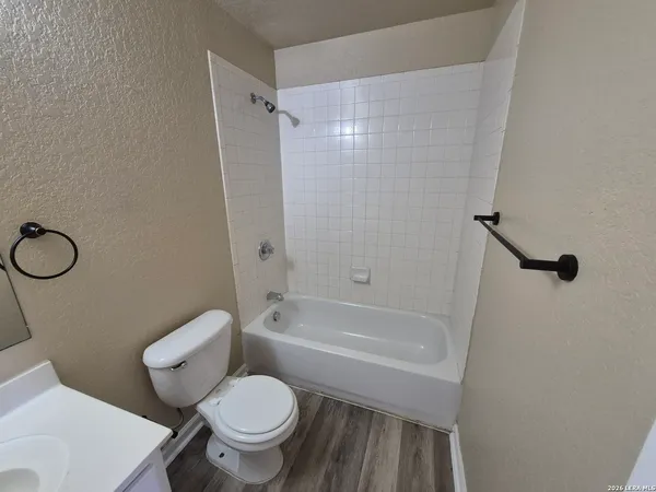 $1,495 | 826 Absolon Farm, San Antonio, TX 78228