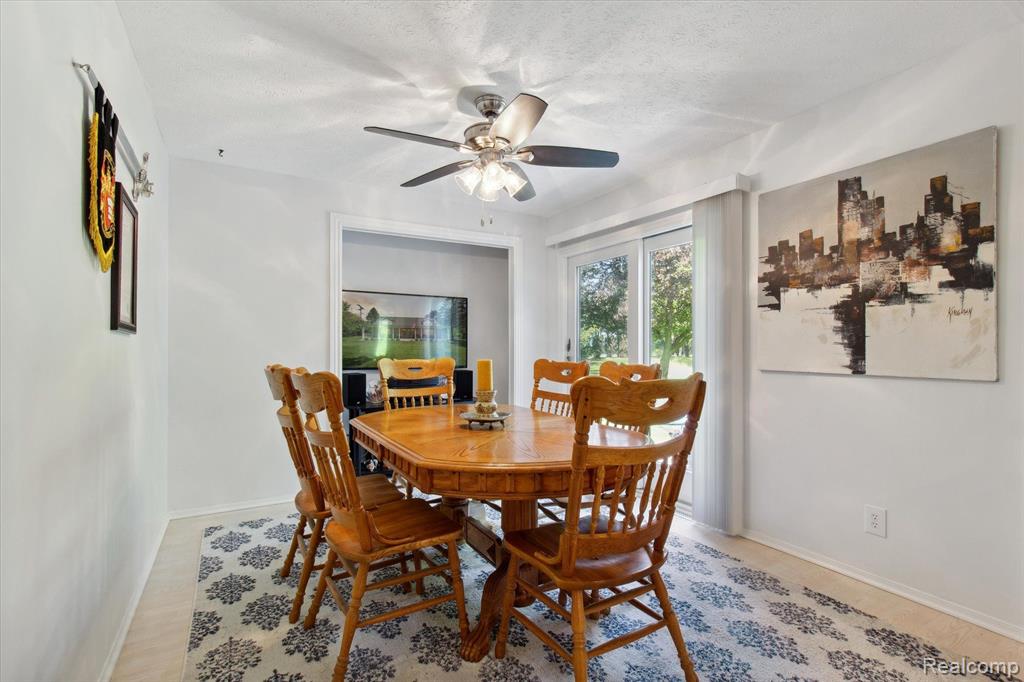 898 Rowland Road Leonard, MI 48367 - Photo 13 of 58