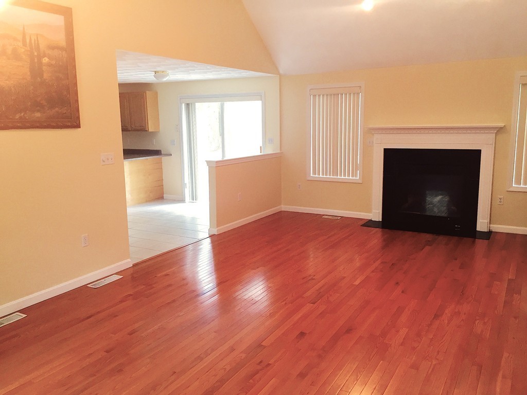 226 River Street Billerica, MA 01821 - Photo 12 of 23