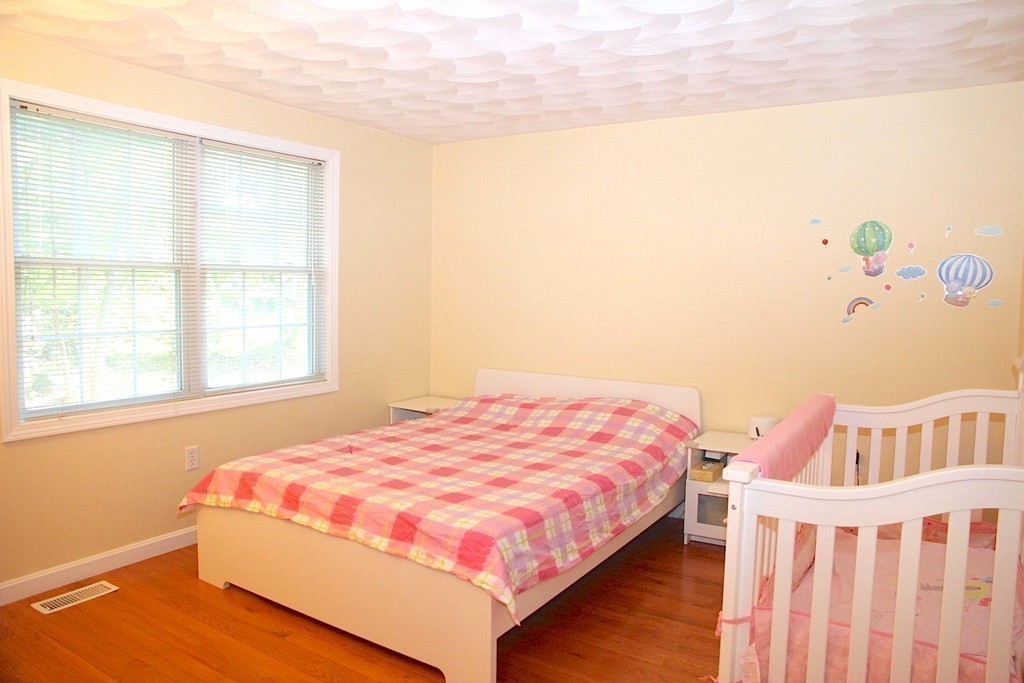 226 River Street Billerica, MA 01821 - Photo 18 of 23