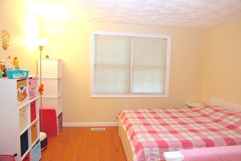 226 River Street Billerica, MA 01821 - Photo 19 of 23