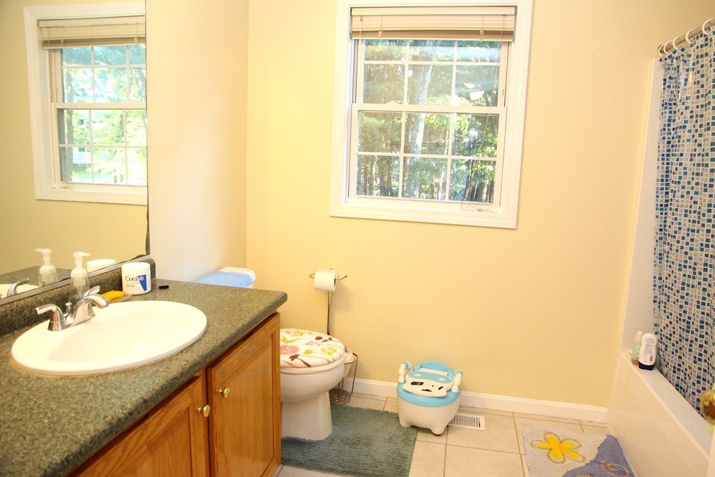 226 River Street Billerica, MA 01821 - Photo 21 of 23