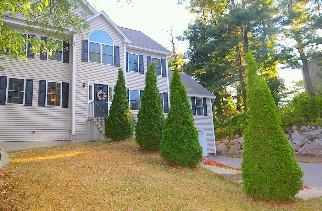 226 River Street Billerica, MA 01821 - Photo 4 of 23