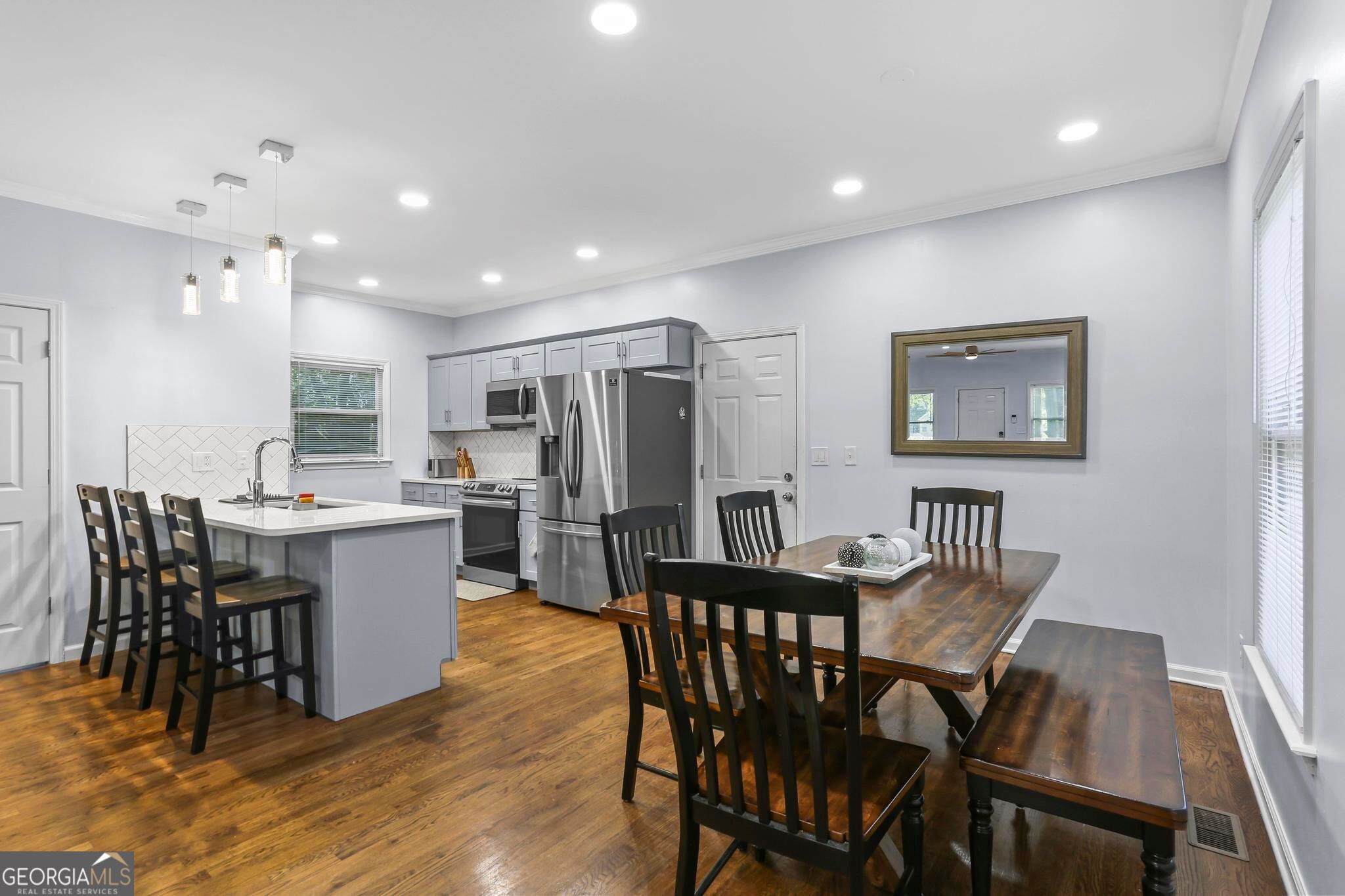 687 Windsor Street Southwest Atlanta, GA 30310 - Photo 10 of 31 Gallery Image 10