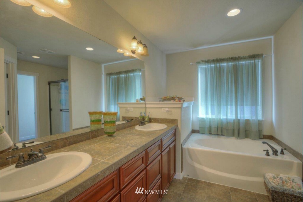 5100 Northeast 7th Street Renton, WA 98059 - Photo 14 of 17