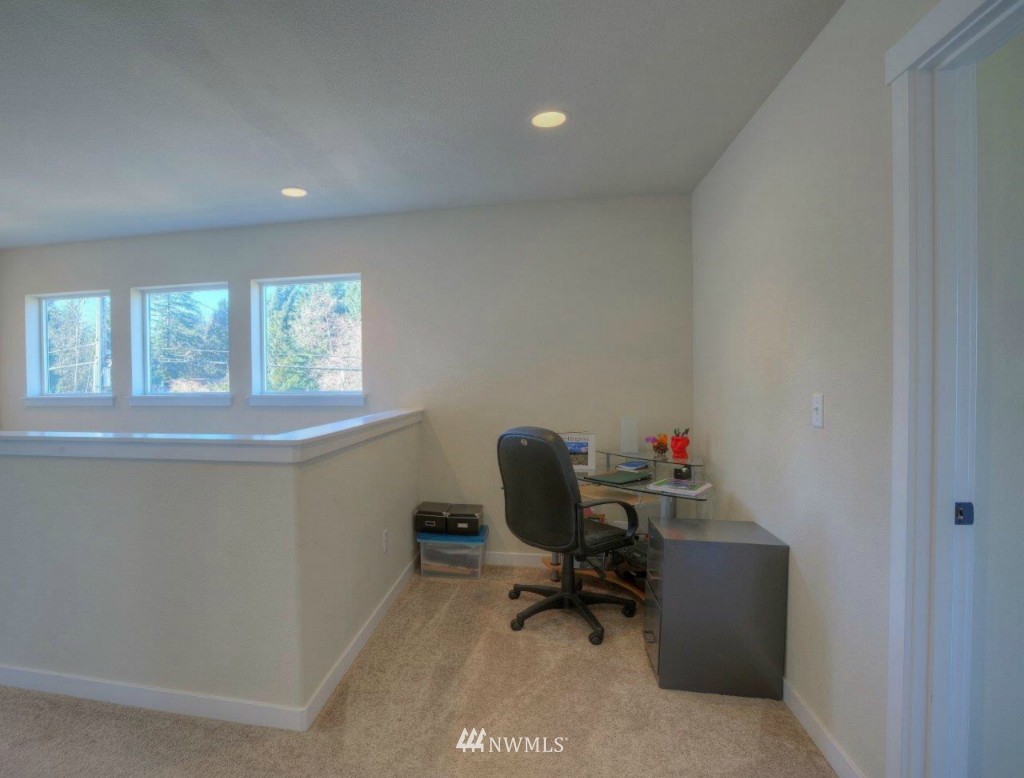 5100 Northeast 7th Street Renton, WA 98059 - Photo 8 of 17