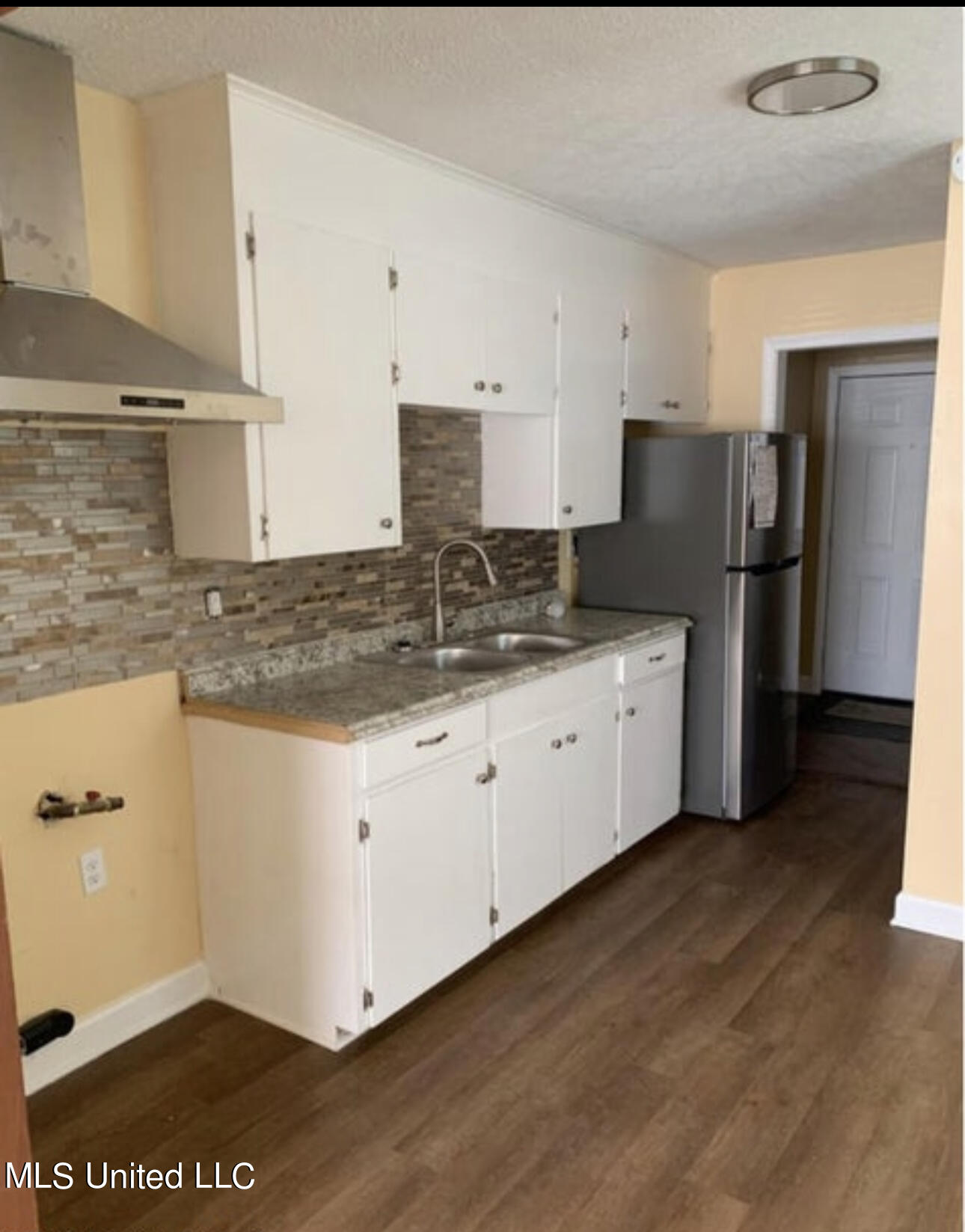 1552 Reddix Street Jackson, MS 39209 - Photo 2 of 7 IMG_6195