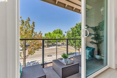 $1,380,000 | 820 East Duane Avenue, Unit 5, Sunnyvale, CA 94085