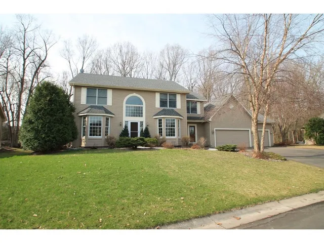 $2,995 | 19015 31st Place North, Plymouth, MN 55447