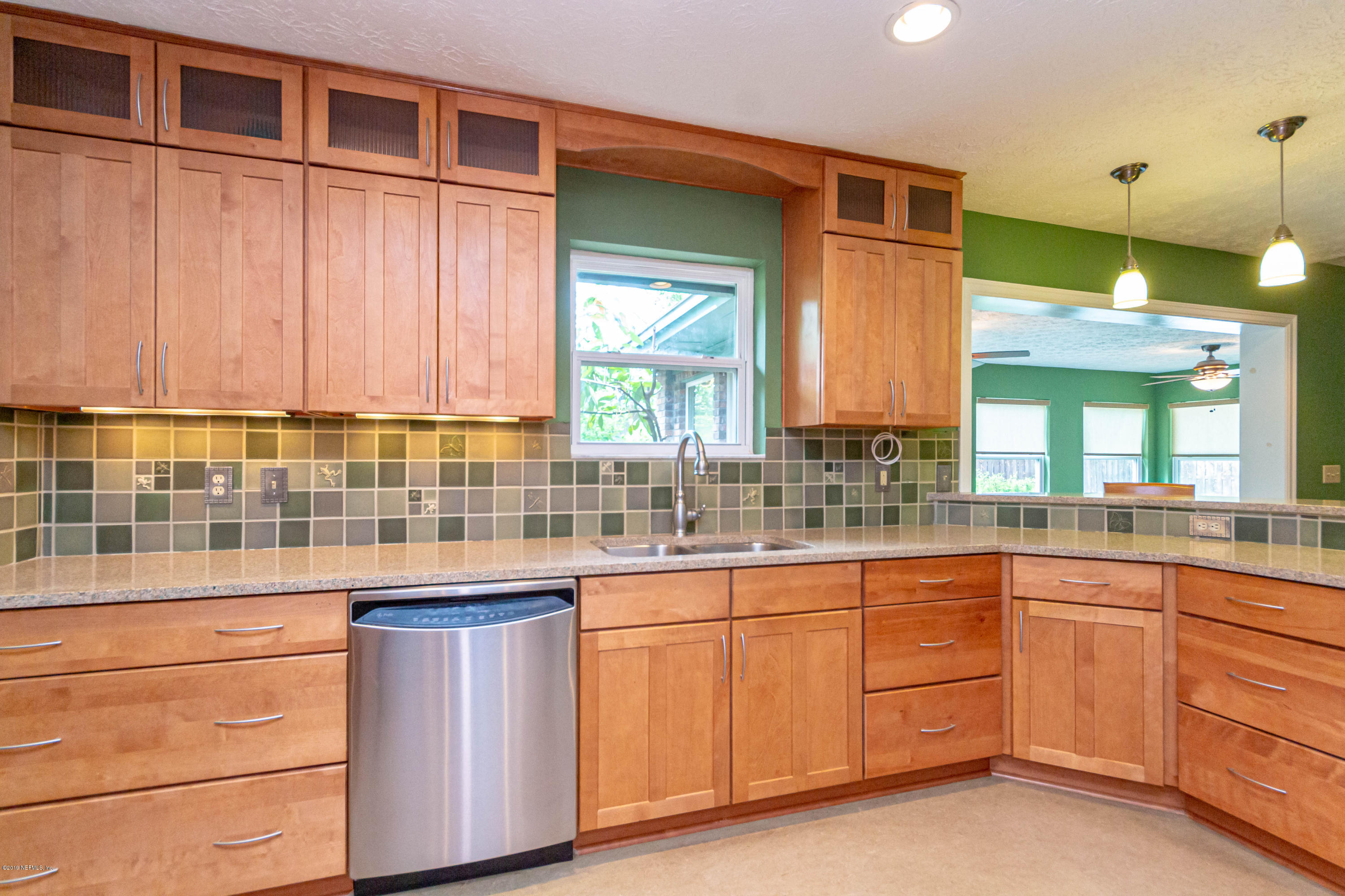 4289 Buck Point Road Jacksonville, FL 32210 - Photo 7 of 35 Kitchen