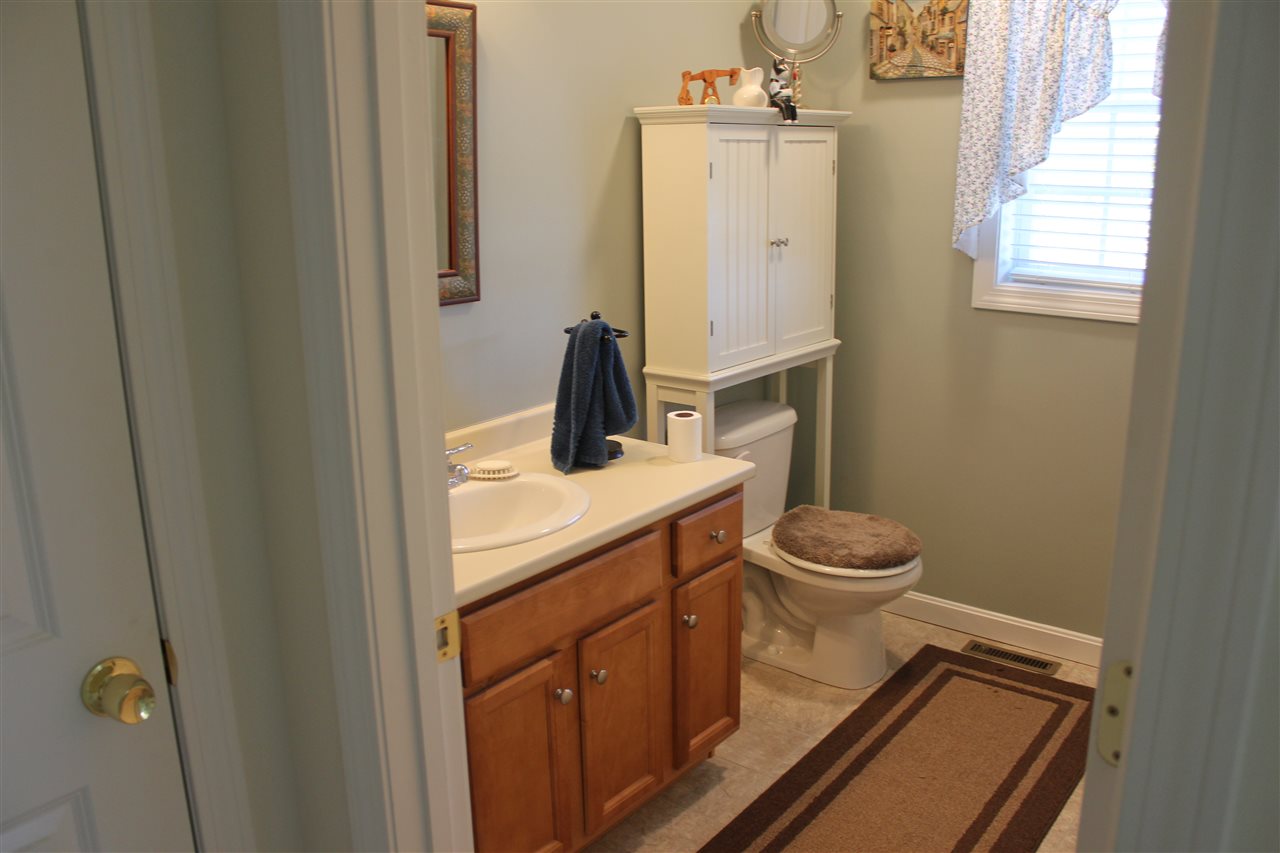 47 Spaulding Road Fremont, NH 03044 - Photo 21 of 40 Gallery Image 21