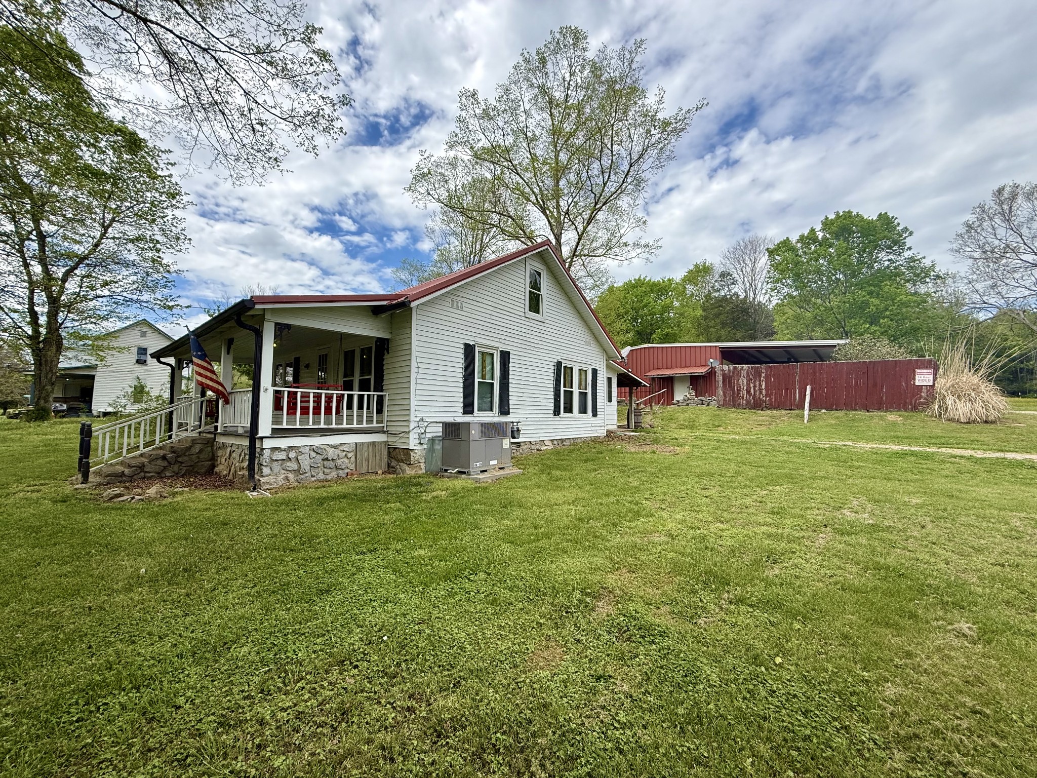 2114 Edgewood Road Dickson, TN 37055 - Photo 3 of 26