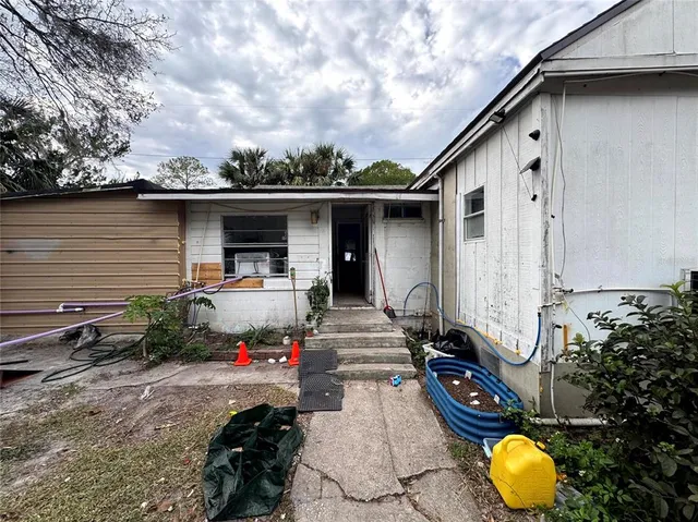 $385,000 | 31526 Vine Street, Sorrento, FL 32776