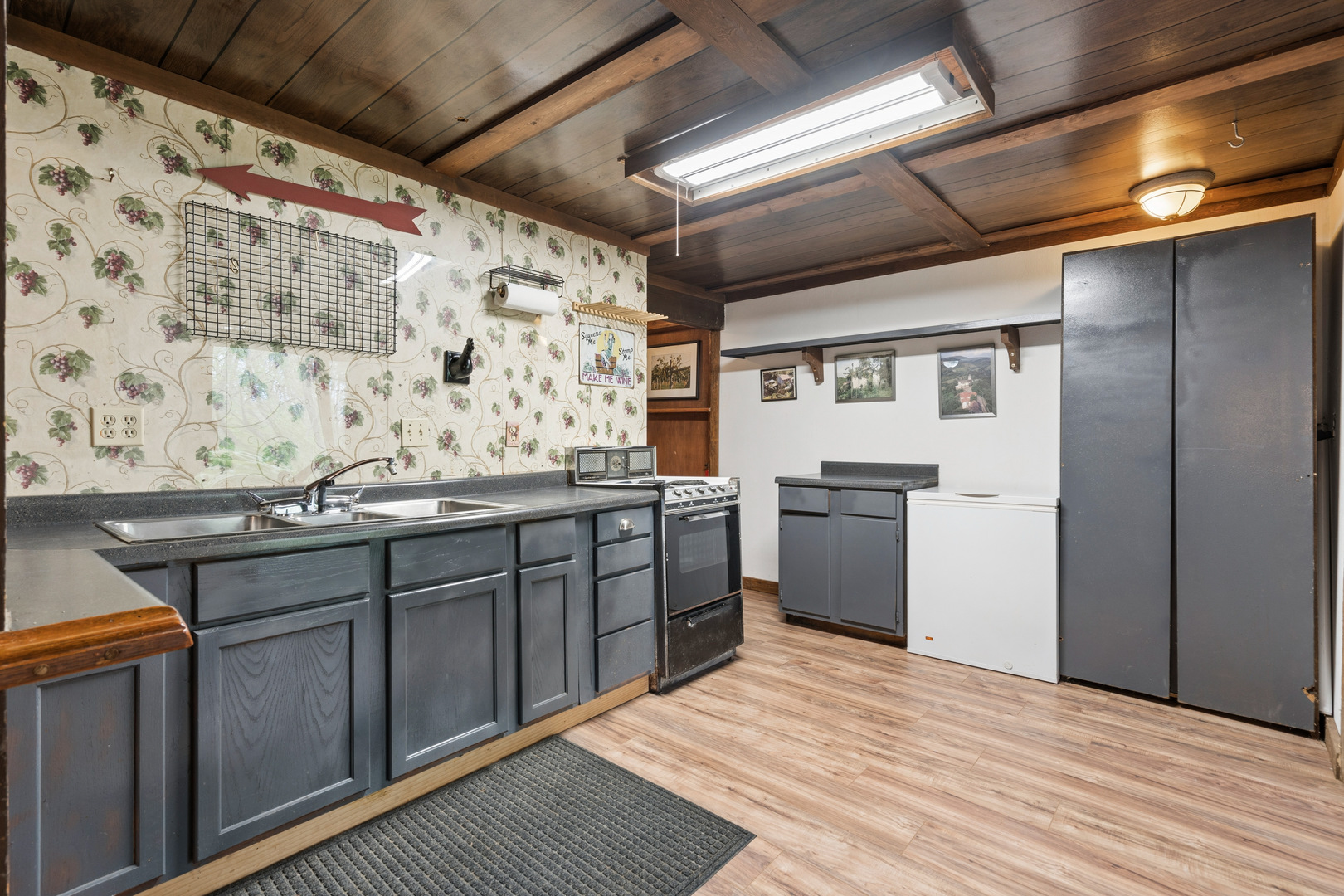 644 Schroeder Road Coal Valley, IL 61240 - Photo 50 of 88