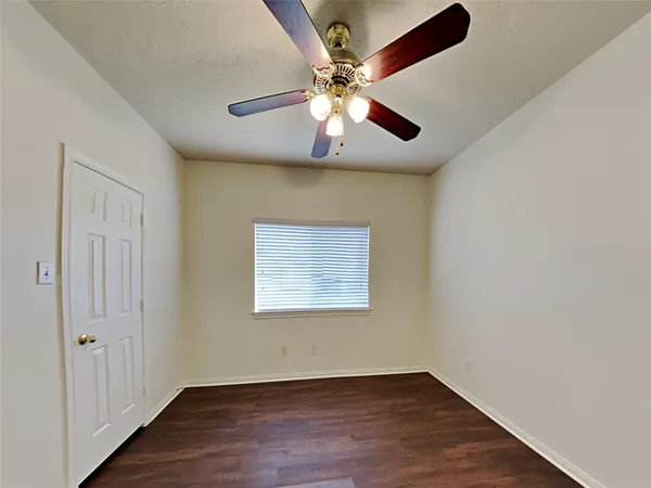 $2,130 | 534 Starkstone Court, Spring, TX 77386