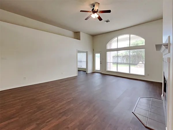 $2,130 | 534 Starkstone Court, Spring, TX 77386