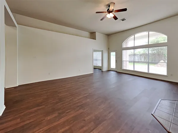 $2,130 | 534 Starkstone Court, Spring, TX 77386