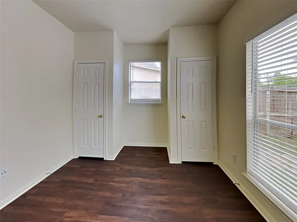 $2,130 | 534 Starkstone Court, Spring, TX 77386