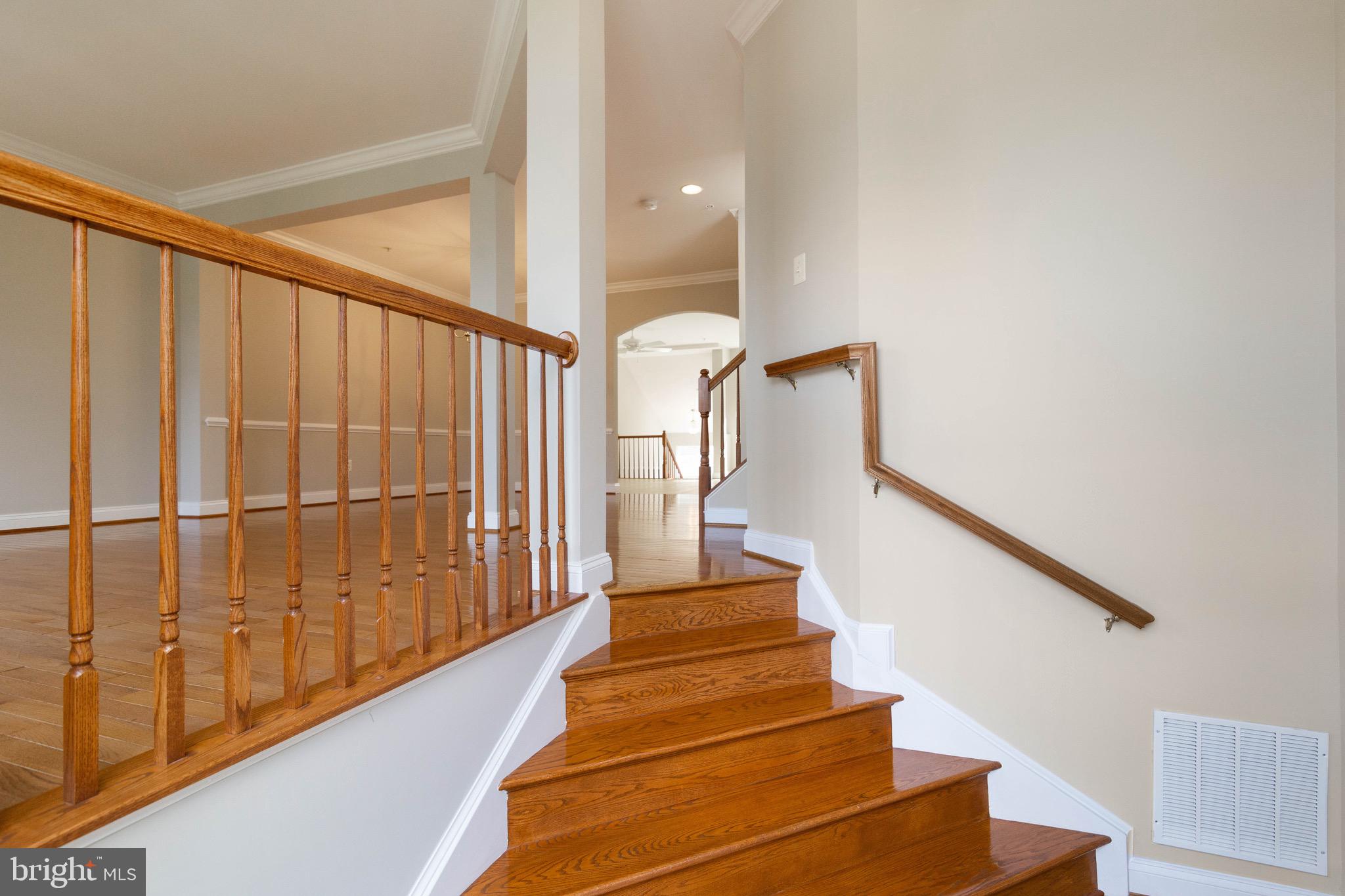 12226 Cypress Spring Road Clarksburg, MD 20871 - Photo 2 of 33 Foyer