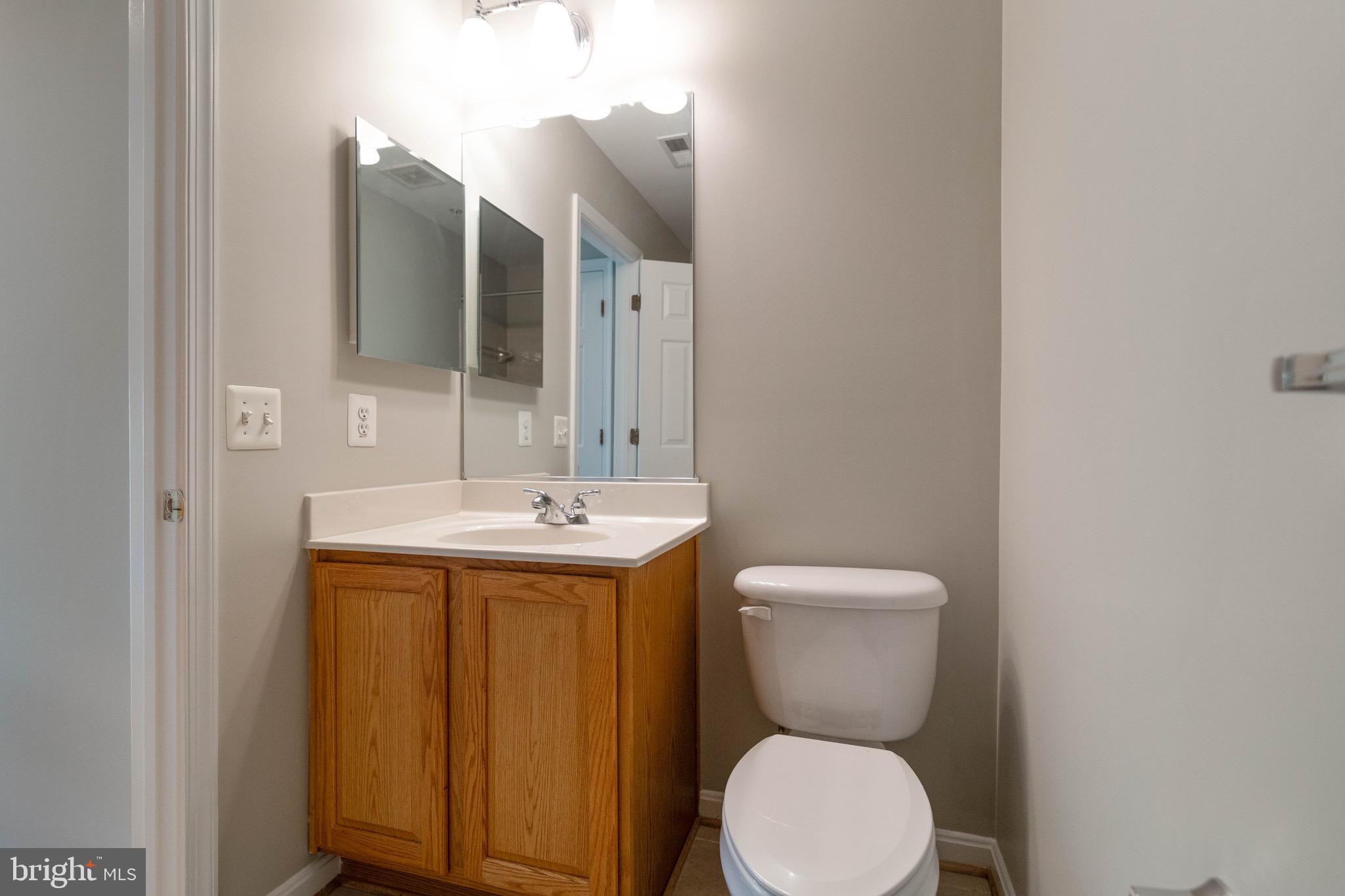 12226 Cypress Spring Road Clarksburg, MD 20871 - Photo 21 of 33 Full Bath