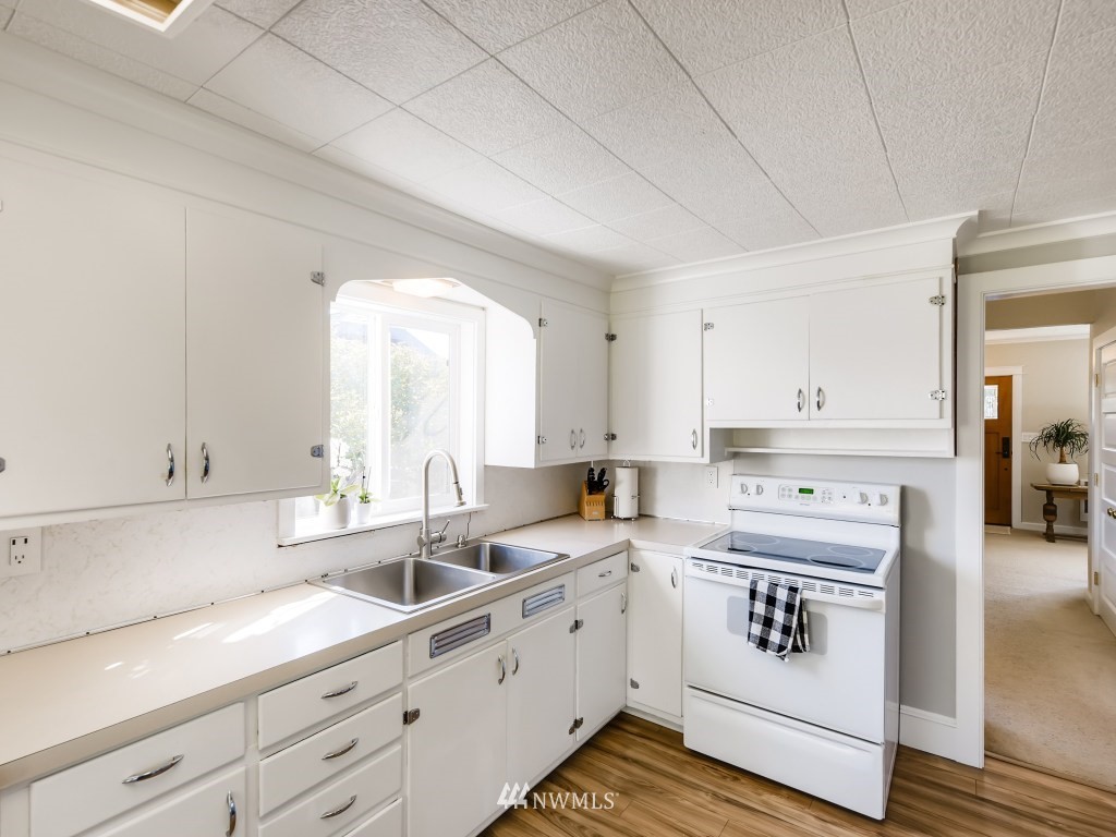 1025 Rockefeller Avenue Everett, WA 98201 - Photo 11 of 28 Gallery Image 11