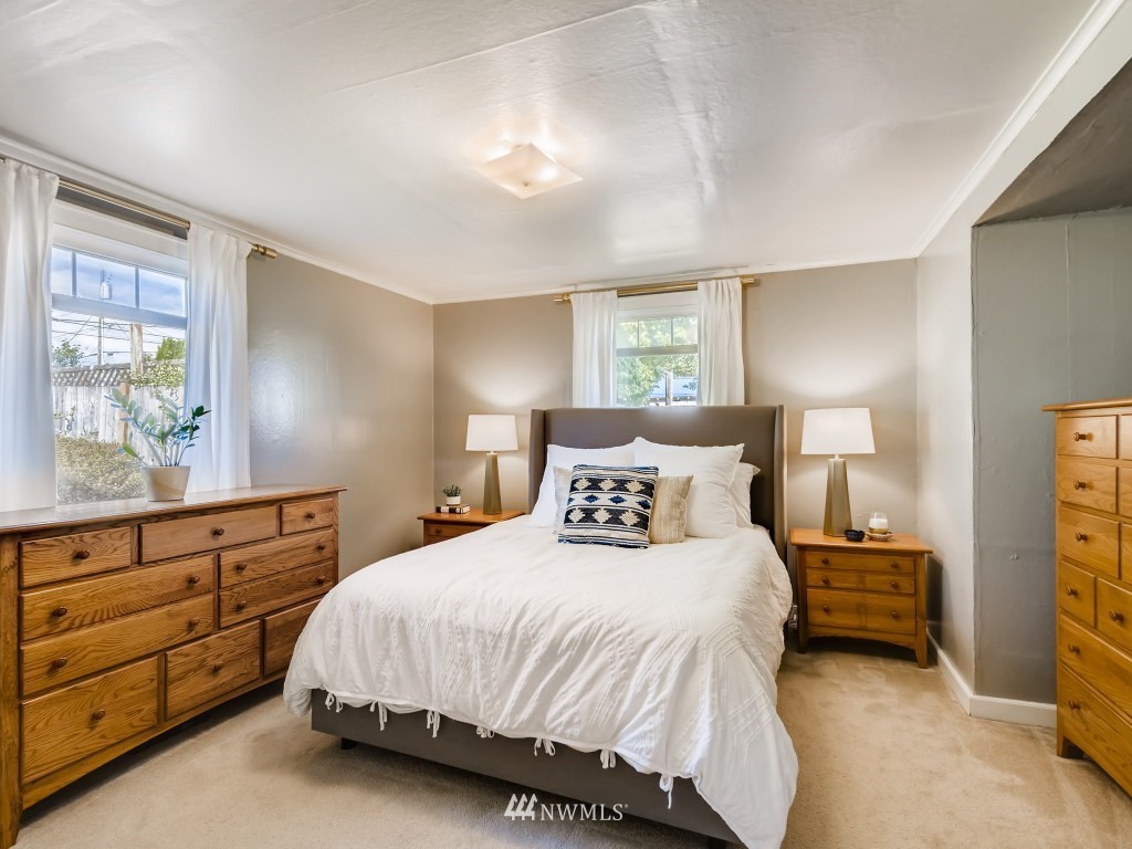 1025 Rockefeller Avenue Everett, WA 98201 - Photo 14 of 28 Gallery Image 14