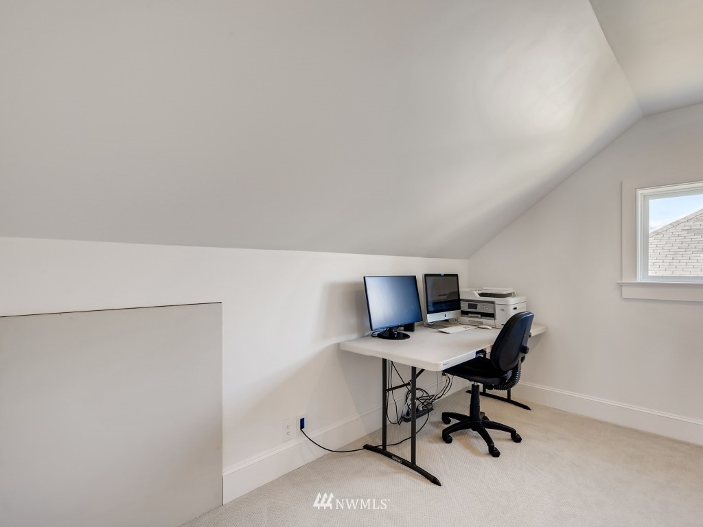 1025 Rockefeller Avenue Everett, WA 98201 - Photo 20 of 28 Gallery Image 20