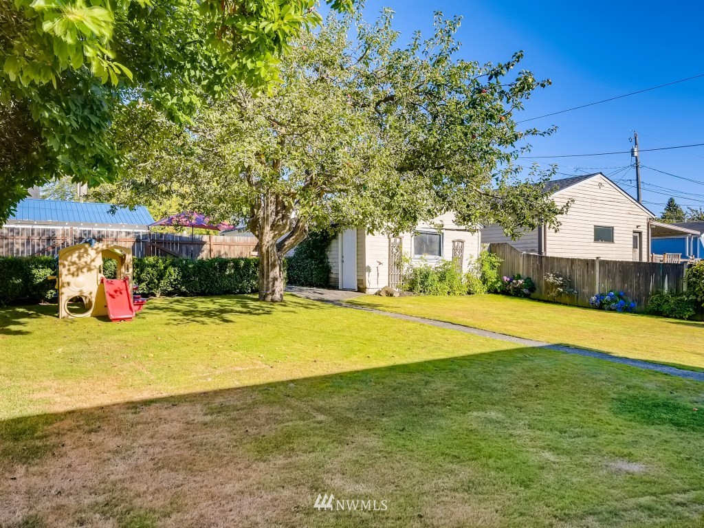 1025 Rockefeller Avenue Everett, WA 98201 - Photo 22 of 28 Gallery Image 22