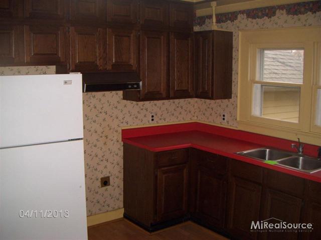 5916 Gardner Line Road Croswell, MI 48422 - Photo 9 of 16 31143431-8.JPG
