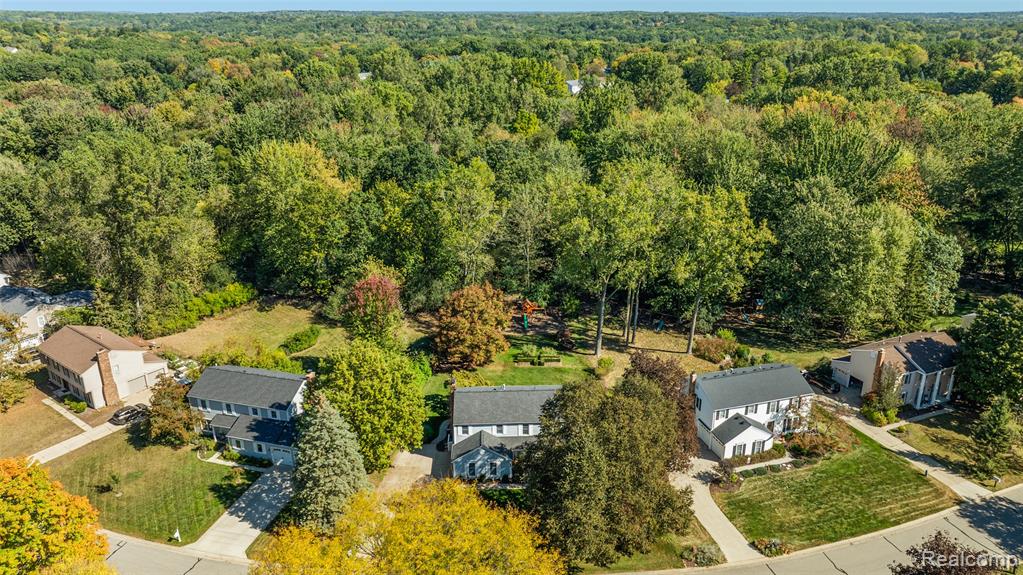 1298 West Fairview Lane Rochester Hills, MI 48306 - Photo 18 of 68