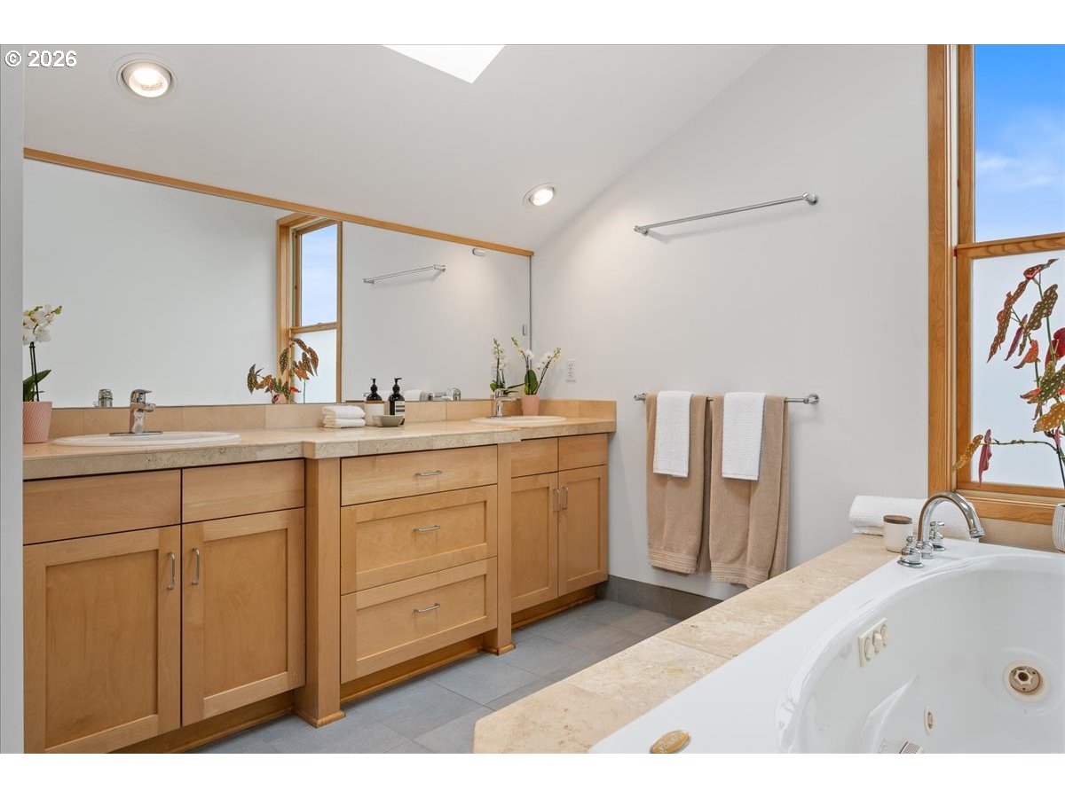 1262 Northwest Summit Avenue Portland, OR 97210 - Photo 24 of 47 En Suite Bathroom