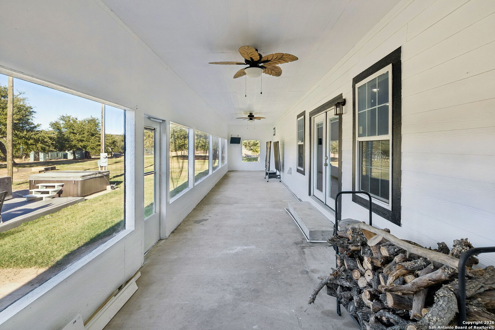 11890 Ranch Road 965 Fredericksburg, TX 78624 - Photo 29 of 40 Gallery Image 29