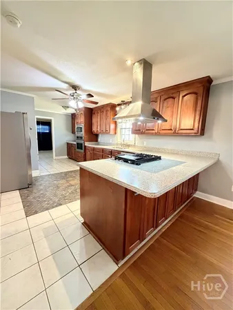 $2,200 | 560 Greencrest Drive, Athens, GA 30605