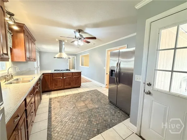 $2,200 | 560 Greencrest Drive, Athens, GA 30605