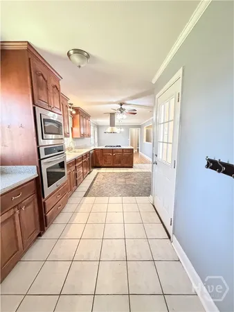 $2,200 | 560 Greencrest Drive, Athens, GA 30605