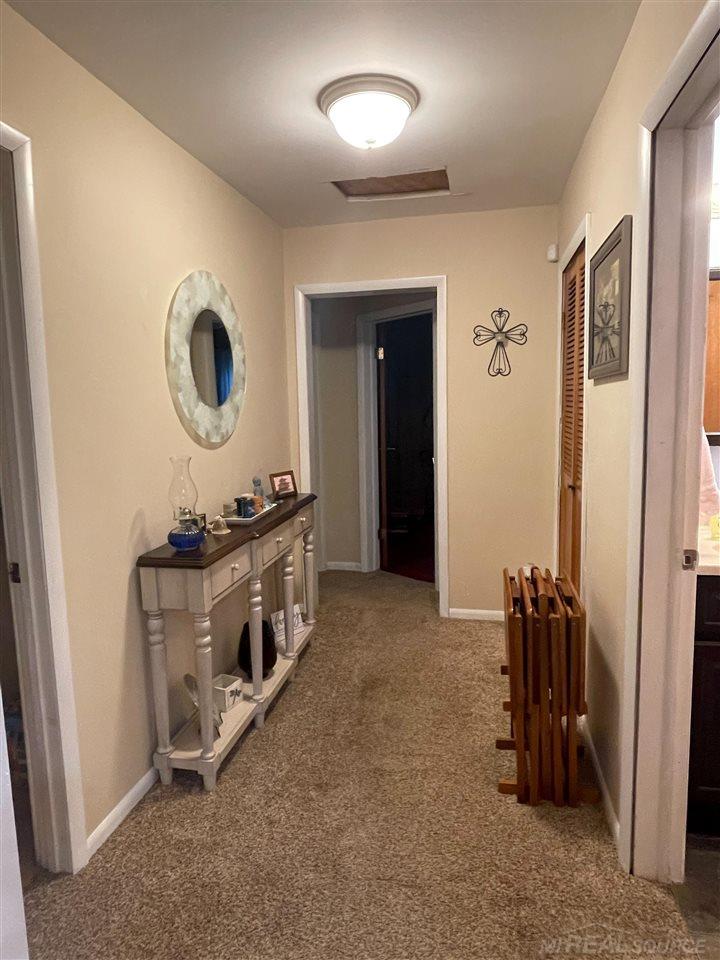 8147 Morrish Road Swartz Creek, MI 48473 - Photo 8 of 16 50057444-7.JPG