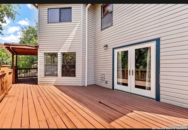 $2,100 | 115 Newrock Creek, Schertz, TX 78154