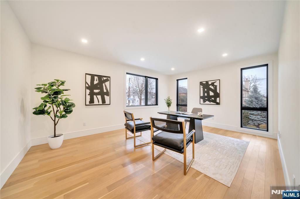 283 Bluff Road Fort Lee, NJ 07024 - Photo 18 of 49