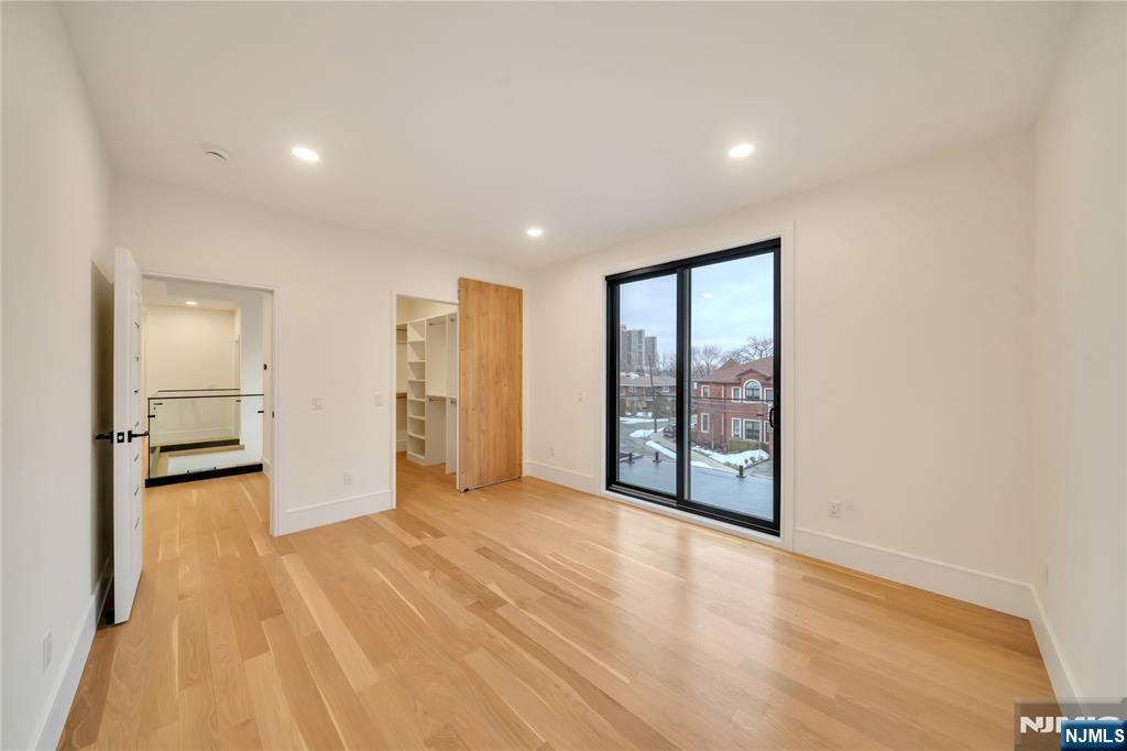 283 Bluff Road Fort Lee, NJ 07024 - Photo 36 of 49