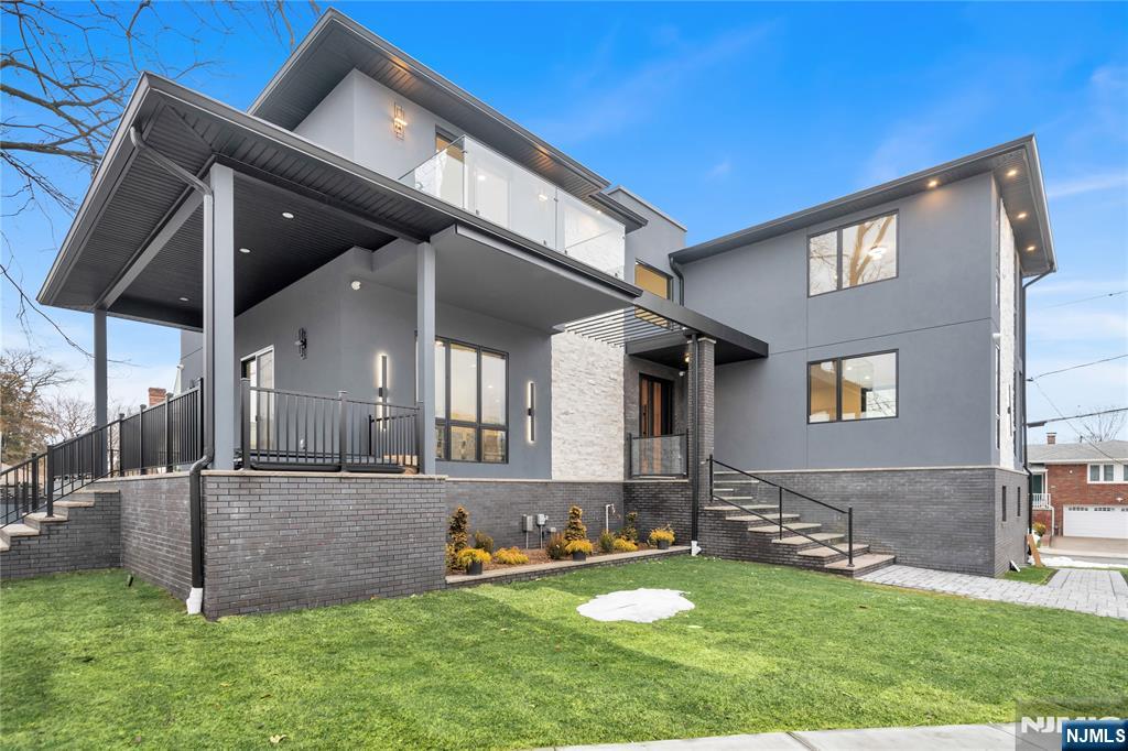 283 Bluff Road Fort Lee, NJ 07024 - Photo 48 of 49