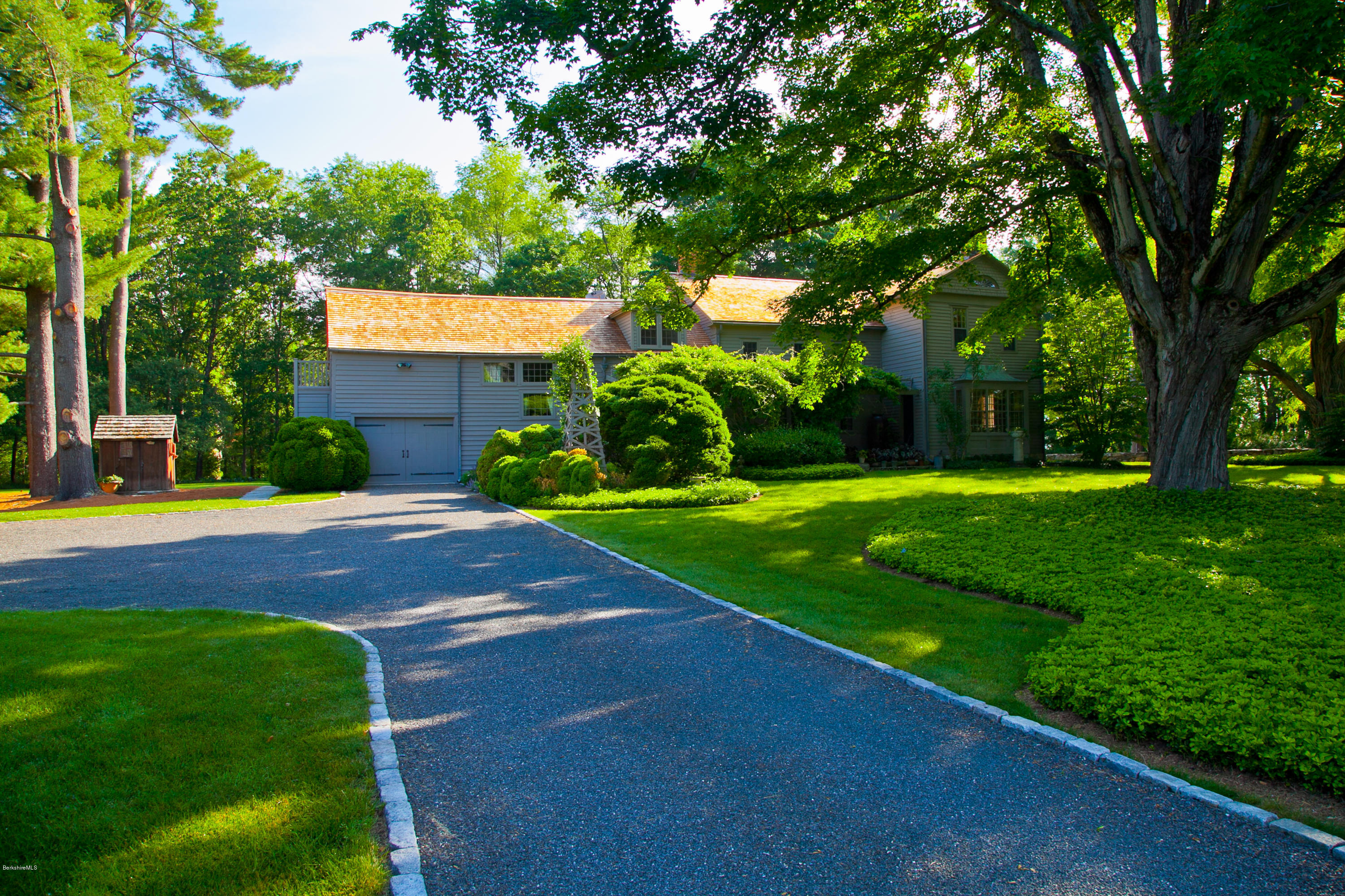 514 Rannapo Road Sheffield, MA 01257 - Photo 14 of 83 4 House Approach