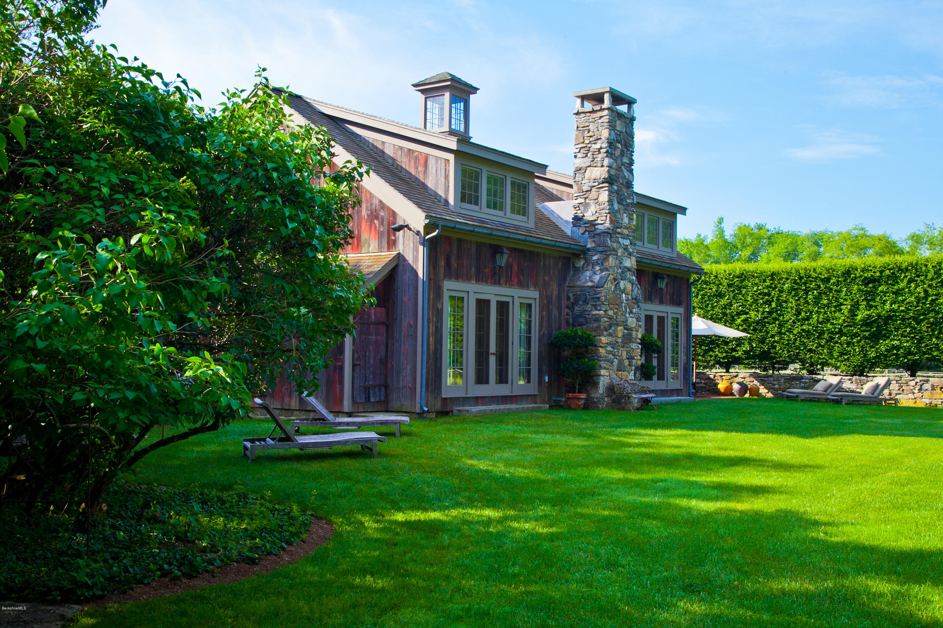 514 Rannapo Road Sheffield, MA 01257 - Photo 49 of 83 39 Guest House rear