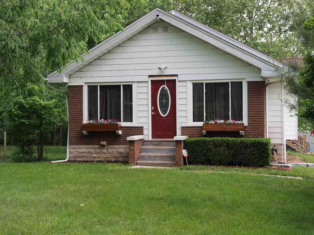 2745 South Leonard Springs Road Bloomington, IN 47403 - Photo 1 of 27 Gallery Image 1