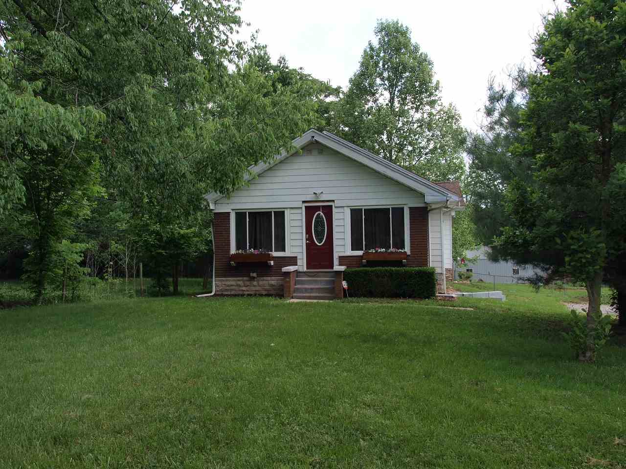 2745 South Leonard Springs Road Bloomington, IN 47403 - Photo 2 of 27 Gallery Image 2