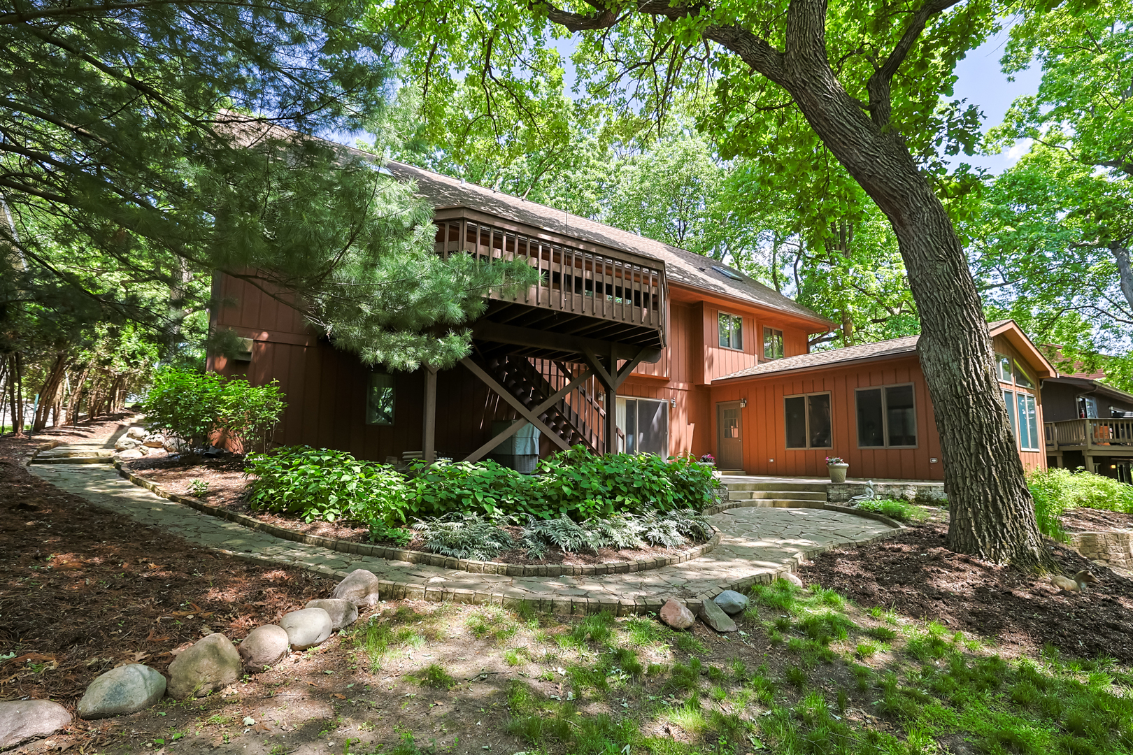 437 High Road Cary, IL 60013 - Photo 38 of 48 a front view of house with green space