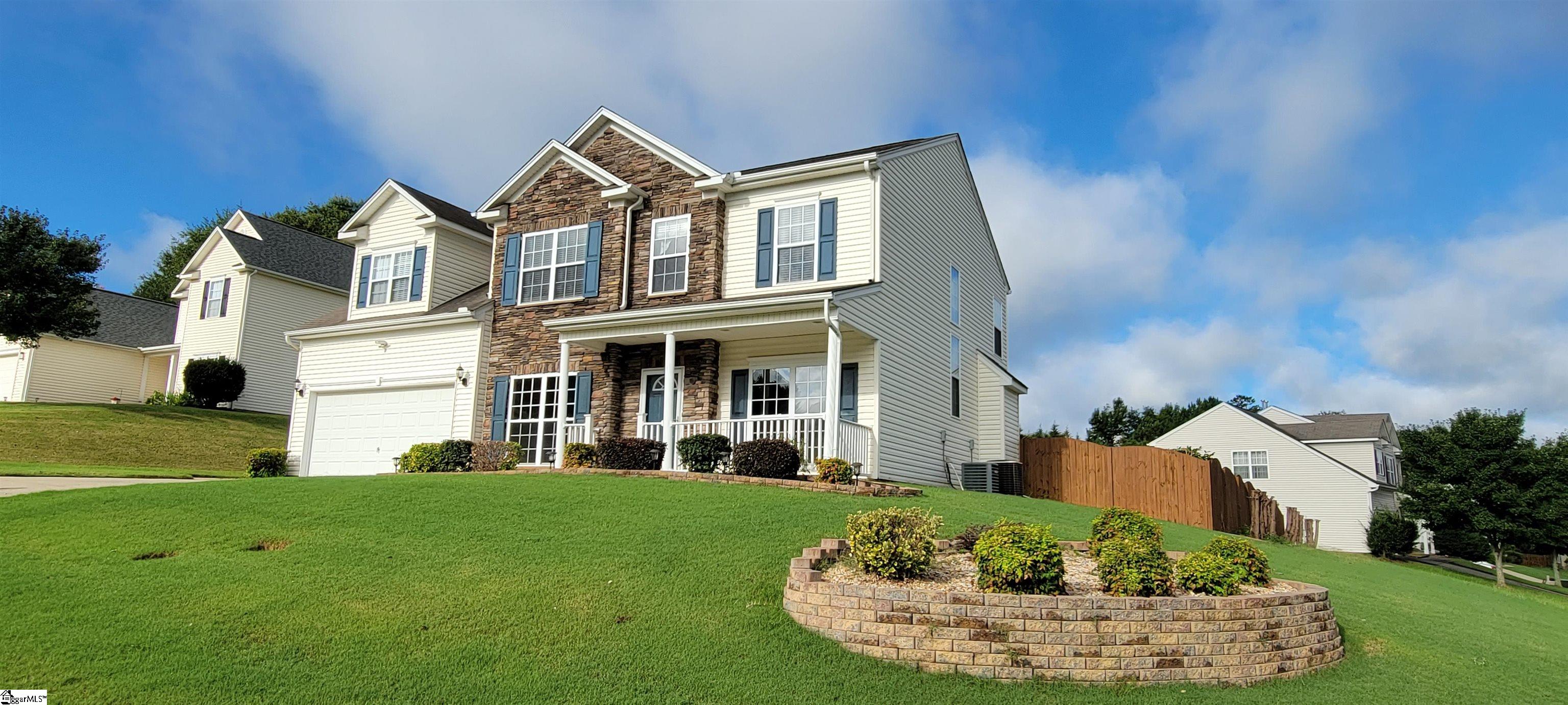 400 Middleshare Drive Mauldin, SC 29662 - Photo 2 of 36 Gallery Image 2