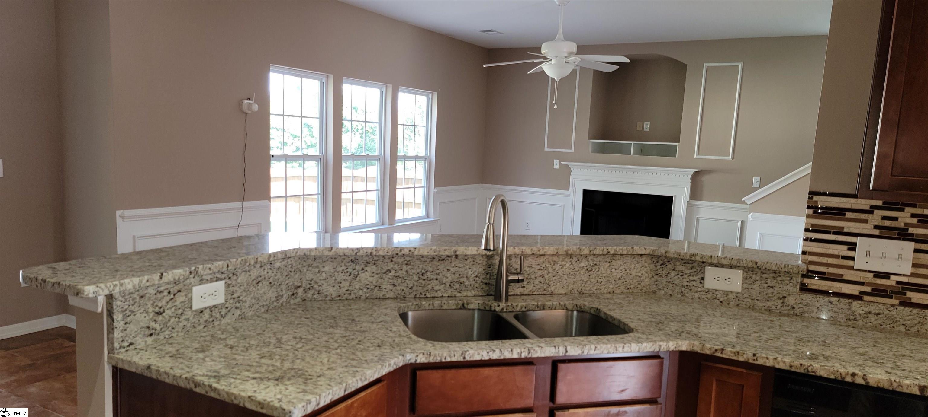 400 Middleshare Drive Mauldin, SC 29662 - Photo 11 of 36 Gallery Image 11
