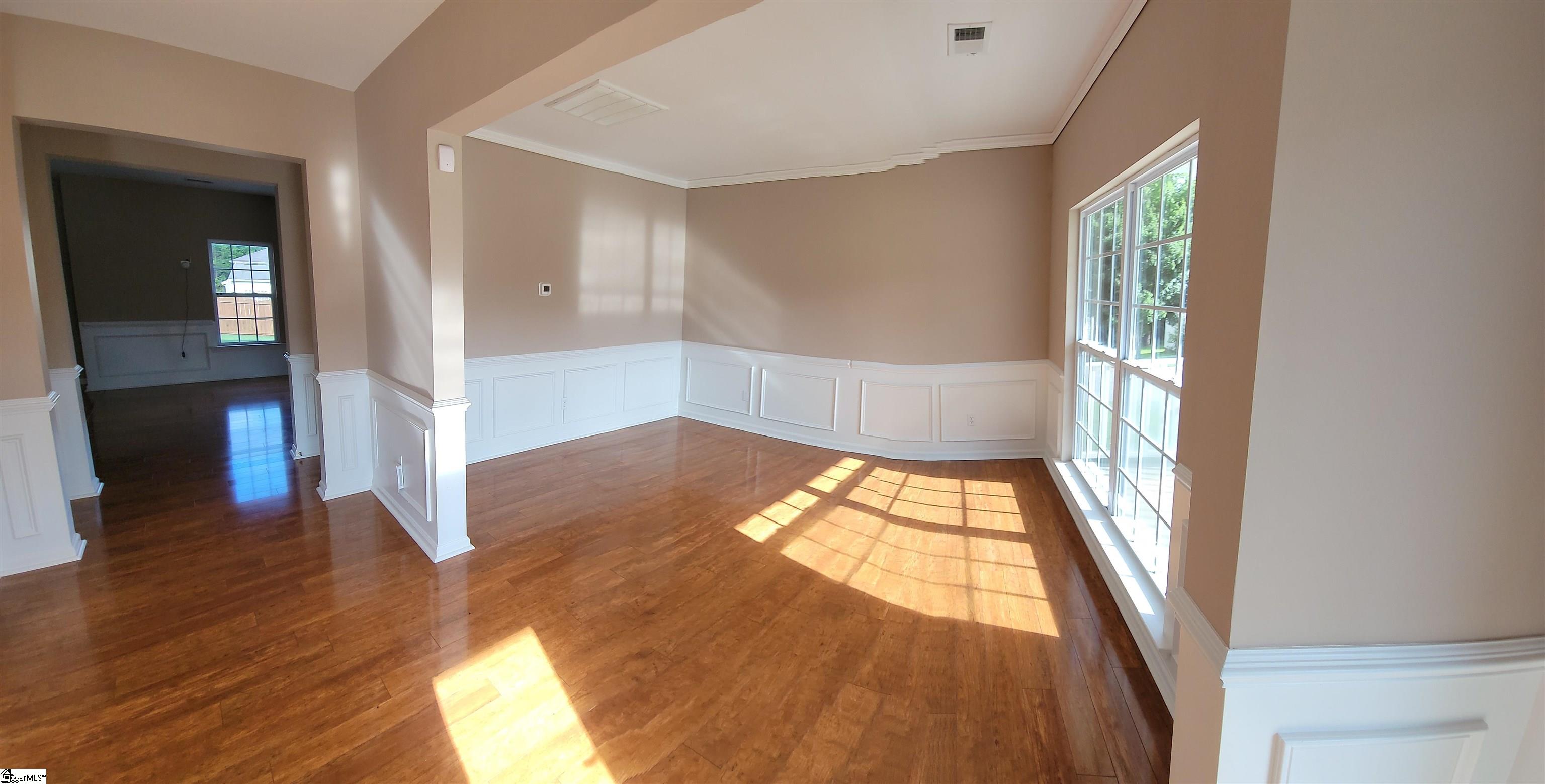 400 Middleshare Drive Mauldin, SC 29662 - Photo 4 of 36 Gallery Image 4