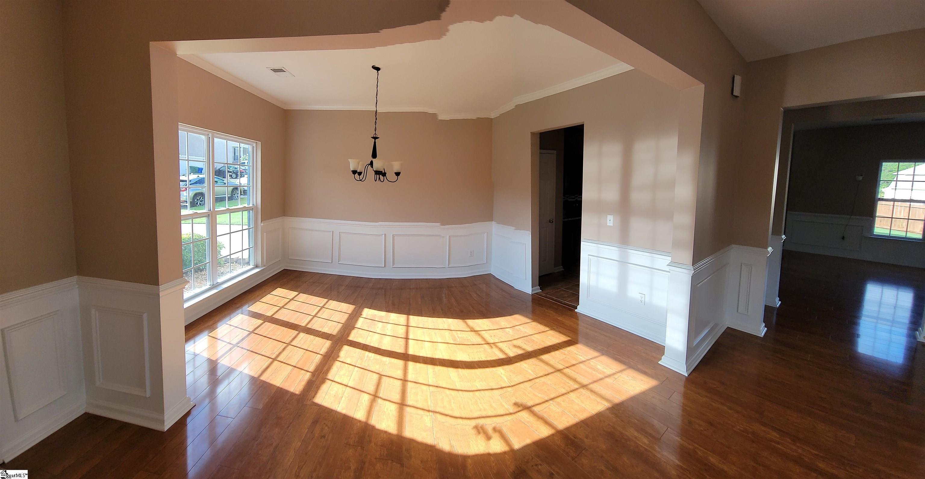 400 Middleshare Drive Mauldin, SC 29662 - Photo 5 of 36 Gallery Image 5